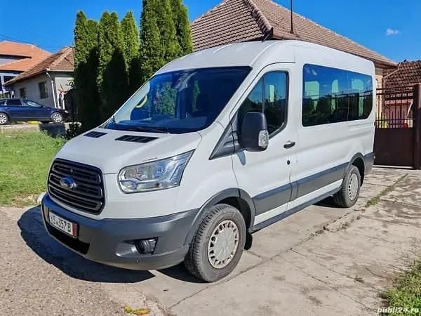Alb Utilizat 2015 Ford Transit Van | 9.900 EUR (Scump) - Imagine 1/4
