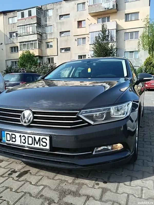 Gri Utilizat 2015 VW Passat Break | 9.000 EUR (Preț OK) - Imagine 1/4