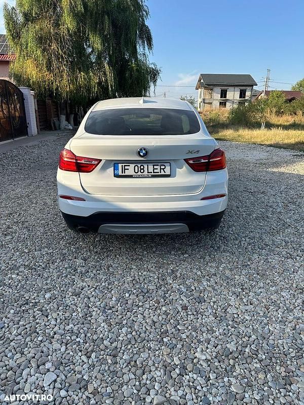 Second-hand BMW X4 xLine 190 CP (139 kW) 2015 Culoarealb SUV