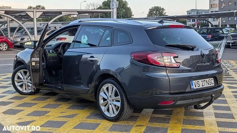 Second-hand Renault Mégane GrandTour Privilege 130 CP (95 kW) 2010 Culoarealte culori Break