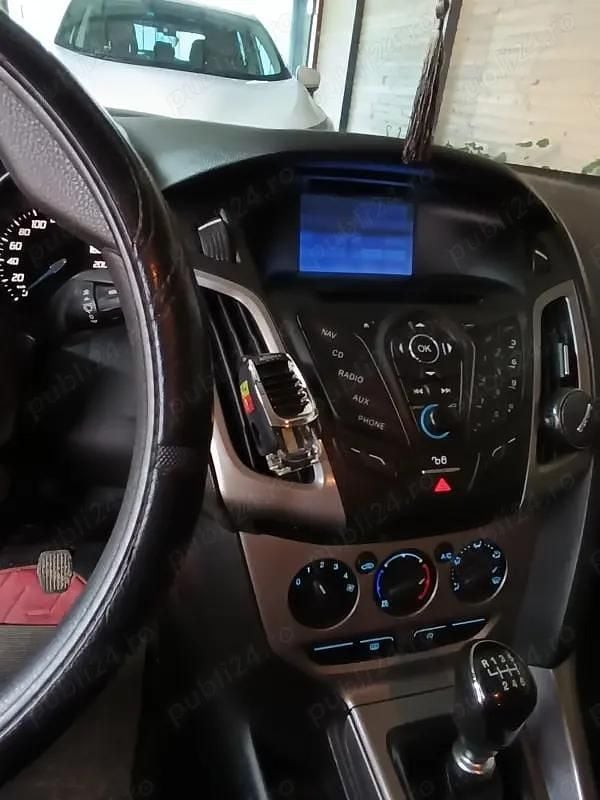 Utilizat 2011 Ford Focus Berlinǎ | 4.000 EUR - Imagine 1/4