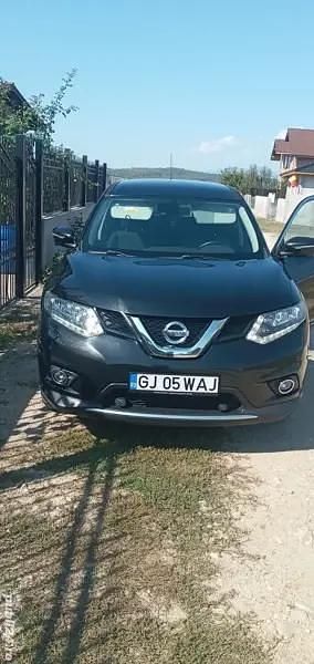 Negru Utilizat 2016 Nissan X-Trail SUV | 12.000 EUR (Preț OK) - Imagine 1/4