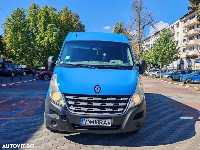 Culoarealbastru Utilizat 2013 Renault Master Van | 7.500 EUR (Preț OK) - Imagine 1/4