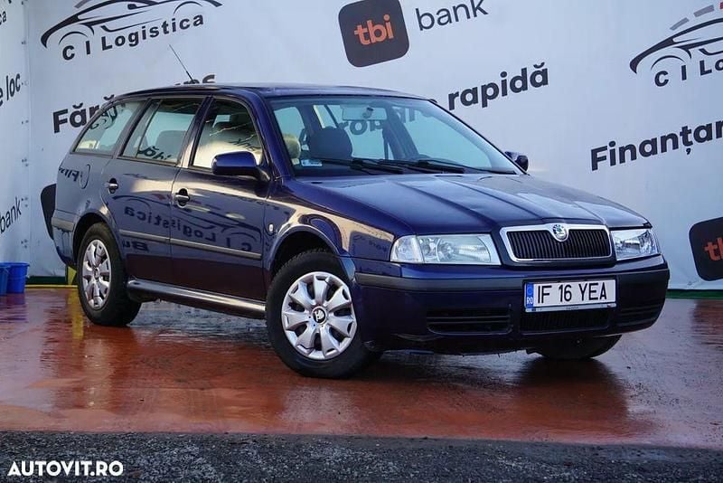 Culoarealbastru Utilizat 2001 Skoda Octavia Ambiente Break | 1.650 EUR (Preț bun) - Imagine 1/4