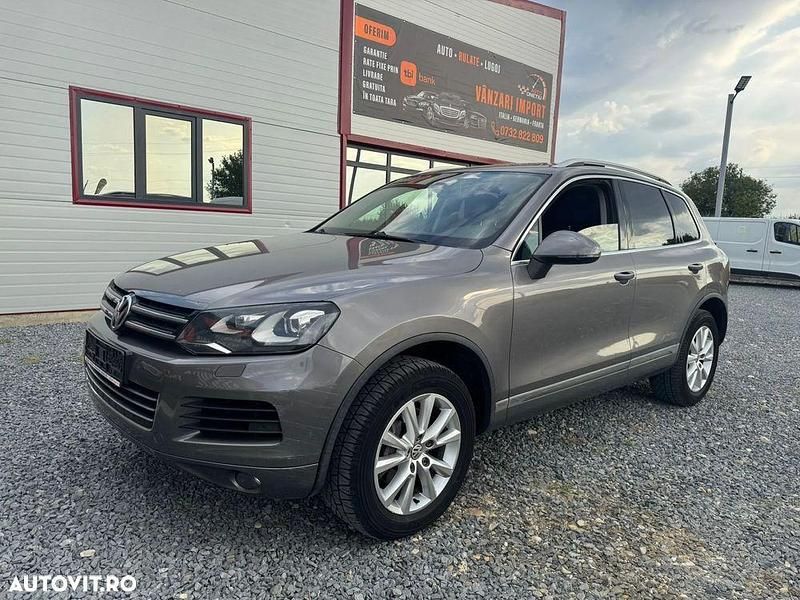 Culoaregri Utilizat 2012 VW Touareg SUV | 10.900 EUR (Super Preț) - Imagine 1/4