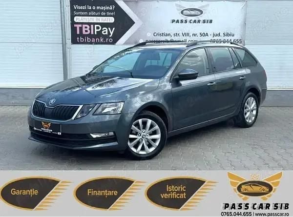 Gri Utilizat 2025 Skoda Octavia Ambition Break | 10.990 EUR - Imagine 1/4