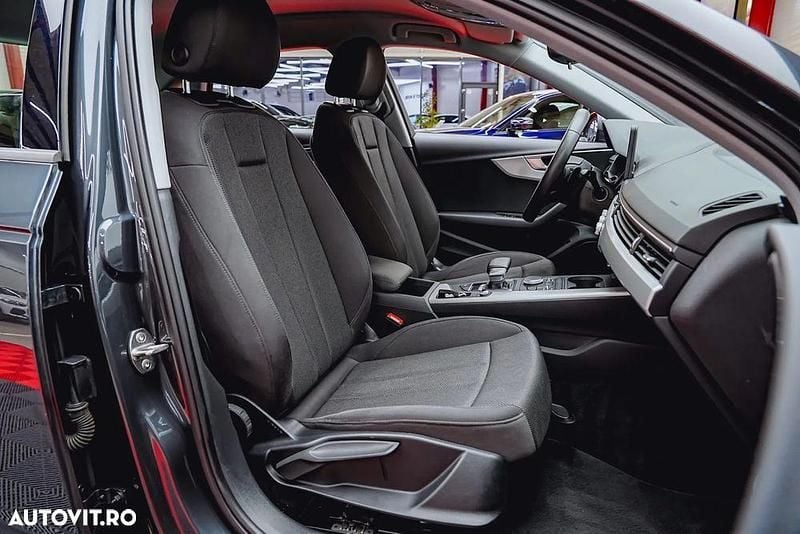 Second-hand Audi A4 Advanced 150 CP (110 kW) 2019 Culoaregri Berlinǎ