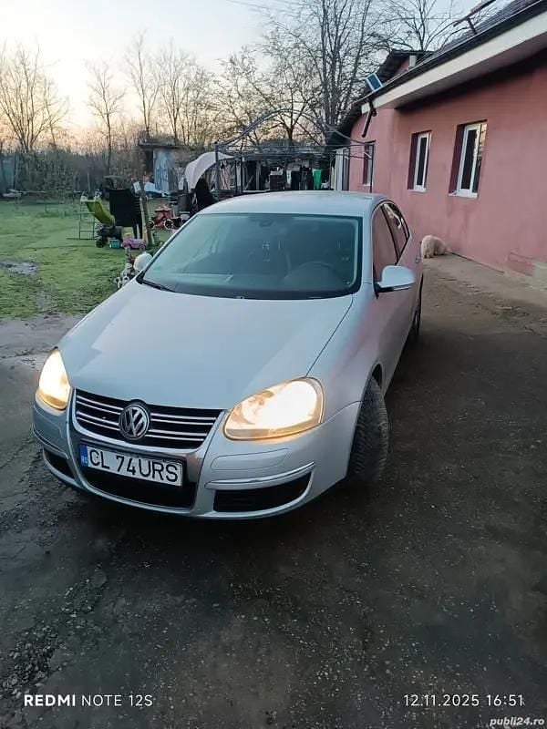 Second-hand VW Jetta 105 CP (77 kW) 2008 Berlinǎ