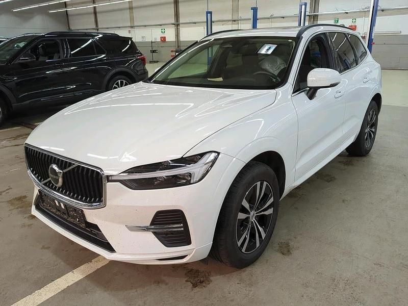 Second-hand Volvo XC60 Momentum 197 CP (144 kW) 2021 SUV