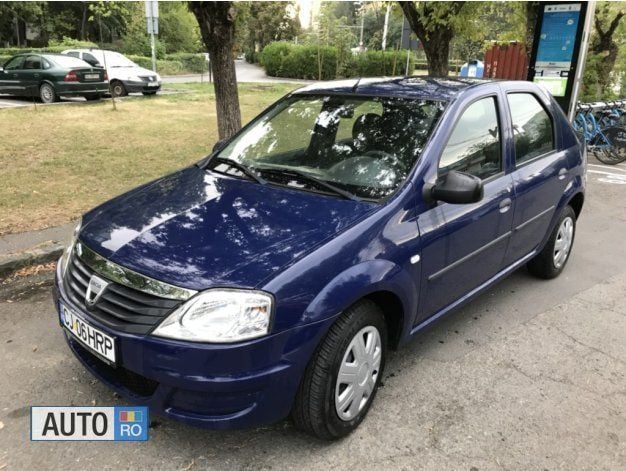 Second-hand Dacia Logan Ambiance 75 CP (55 kW) 2009 Albastru Berlinǎ