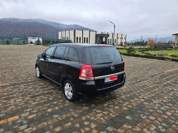 Second-hand Opel Zafira 81 CP (59 kW) 2011 Negru Monovolum