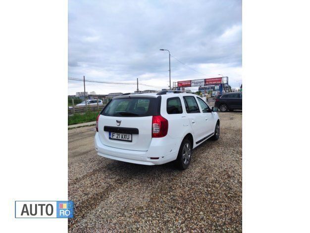Alb Utilizat 2015 Dacia Logan Berlinǎ | 5.000 EUR (Preț OK) - Imagine 1/4
