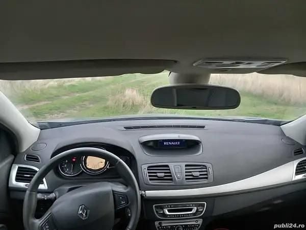 Second-hand Renault Mégane III 140 CP (102 kW) 2011 Hatchback