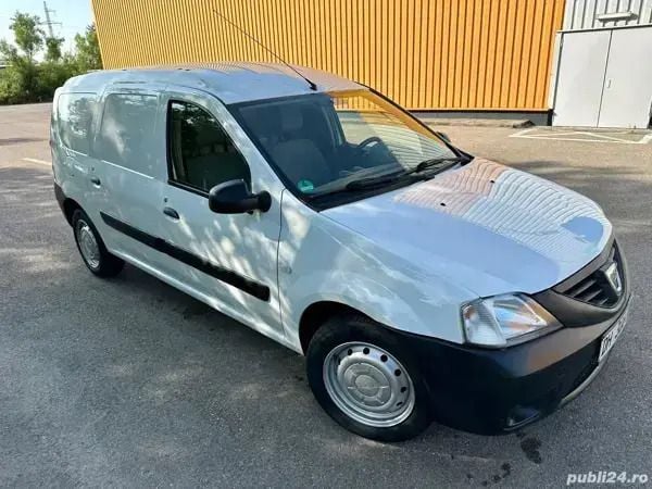 Utilizat 2011 Dacia Logan Berlinǎ | 3.490 EUR (Puțin scump) - Imagine 1/4