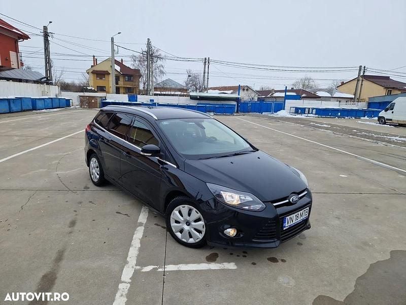 Second-hand Ford Focus Titanium 109 CP (80 kW) 2012 Culoarenegru Break