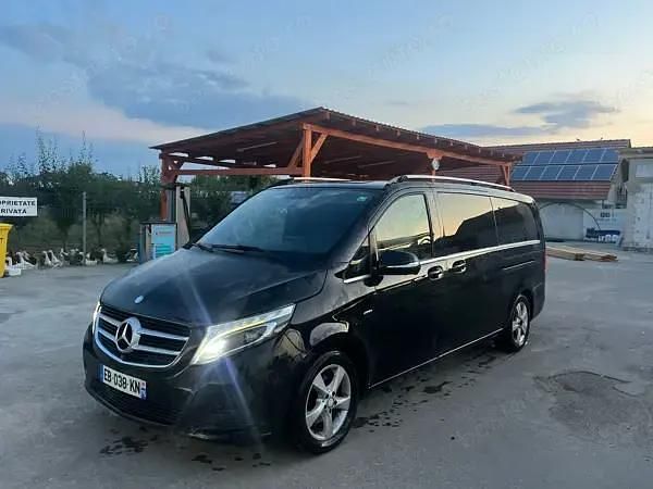 Utilizat 2016 Mercedes Vito Monovolum | 22.000 EUR - Imagine 1/4