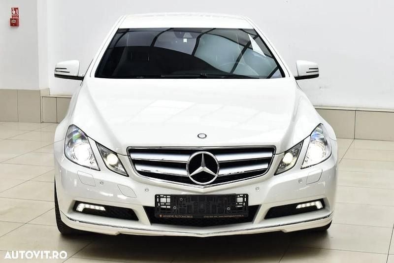 Alb Utilizat 2012 Mercedes E250 Avantgarde Coupe | 9.490 EUR (Preț OK) - Imagine 1/4
