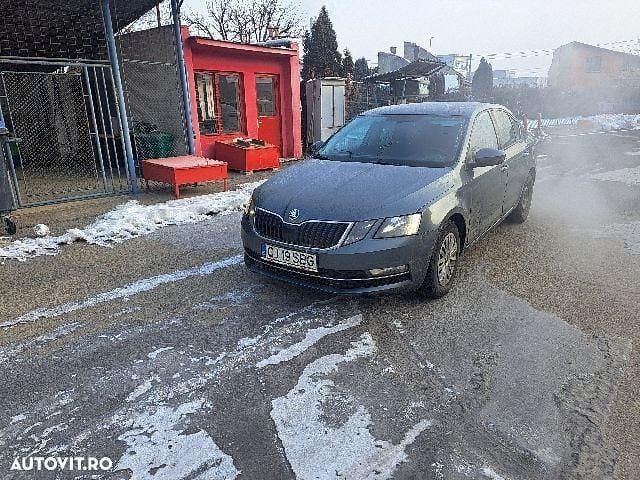 Culoaregri Second-hand 2018 Skoda Octavia Ambition Break | 8.500 EUR (Preț OK) - Imagine 1/4