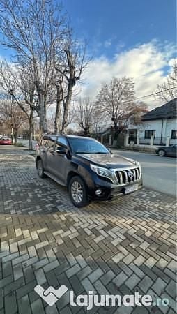 Second-hand Toyota Land Cruiser 177 CP (130 kW) 2017 Negru SUV