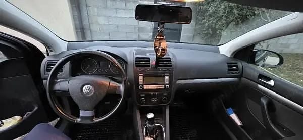 Second-hand VW Golf V Edition 80 CP (58 kW) 2007 Culoarenegru Hatchback