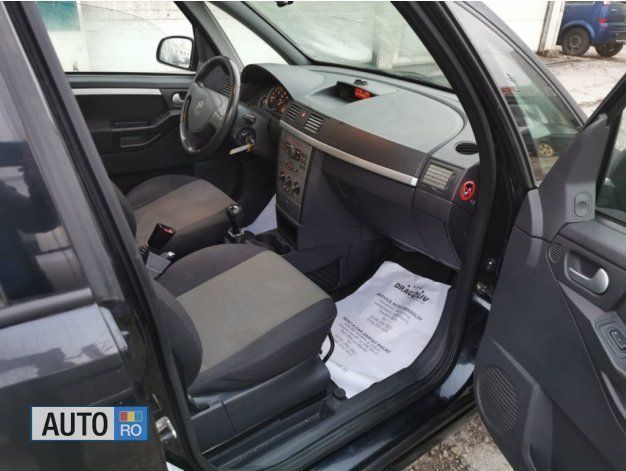 Second-hand Opel Meriva 75 CP (55 kW) 2005 Negru Monovolum