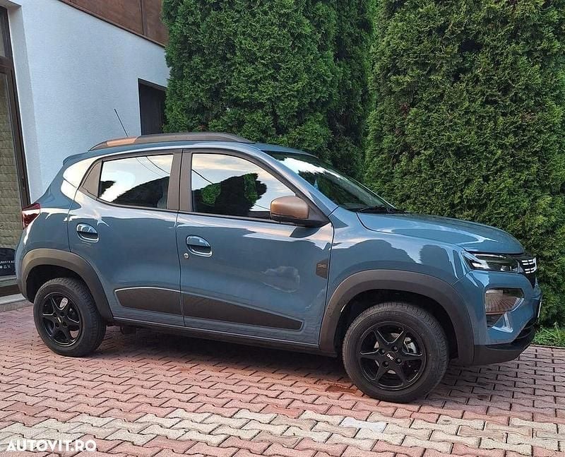 Culoarealbastru Utilizat 2023 Dacia Spring Extreme Hatchback | 10.500 EUR (Preț OK) - Imagine 1/1
