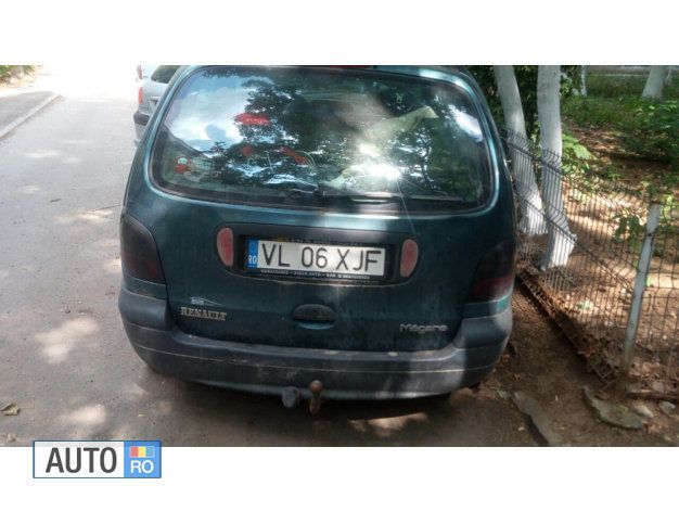 Verde Utilizat 1996 Renault Scénic Monovolum | 600 EUR - Imagine 1/3