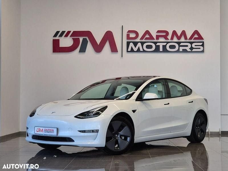 Culoarealb Utilizat 2021 Tesla Model 3 Berlinǎ | 29.499 EUR (Preț OK) - Imagine 1/4
