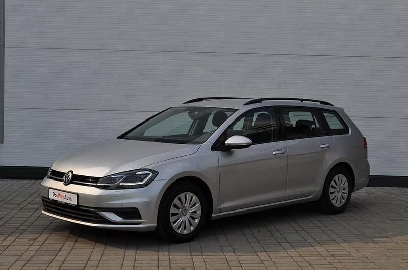 Argintiu metalic Utilizat 2020 VW Golf VII Trendline Break | 12.500 EUR (Preț OK) - Imagine 1/4