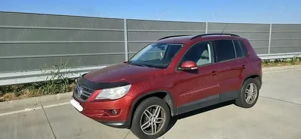 Second-hand VW Tiguan SE 140 CP (102 kW) 2009 Rosu SUV