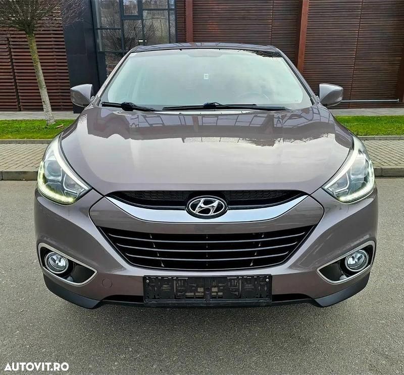 Second-hand Hyundai ix35 Finale 136 CP (100 kW) 2016 Culoaremaro SUV