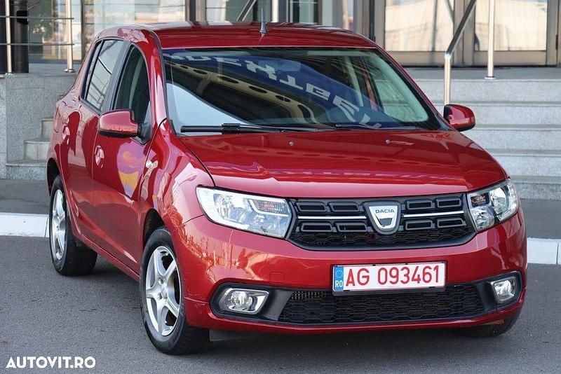 Culoarerosu Utilizat 2021 Dacia Sandero Comfort Hatchback | 6.490 EUR (Super Preț) - Imagine 1/4
