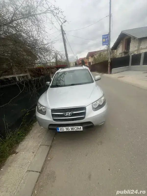 Gri Utilizat 2008 Hyundai Santa Fe SUV | 4.250 EUR (Preț OK) - Imagine 1/4