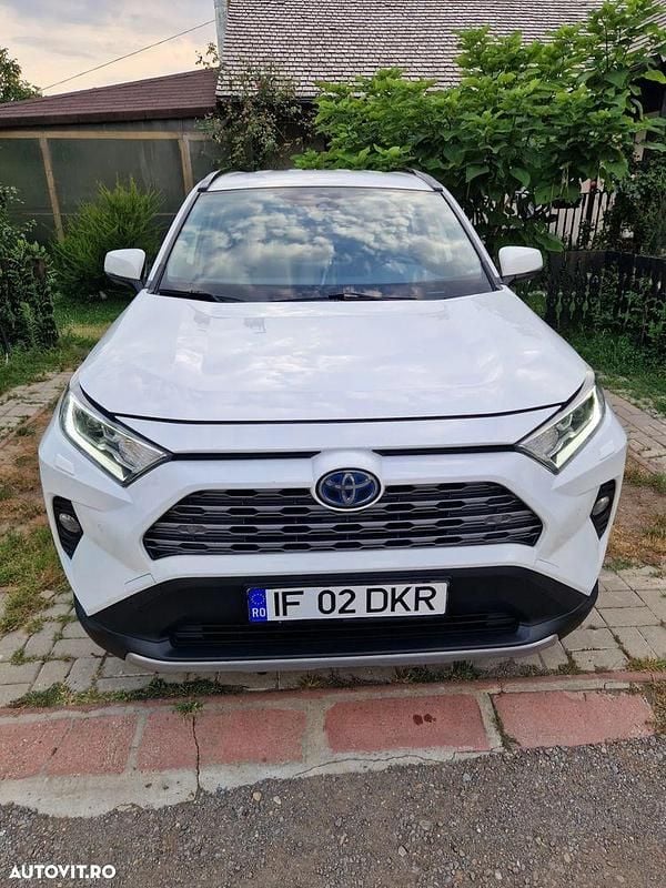 Alb Utilizat 2020 Toyota RAV4 Hybrid SUV | 28.500 EUR (Preț OK) - Imagine 1/4
