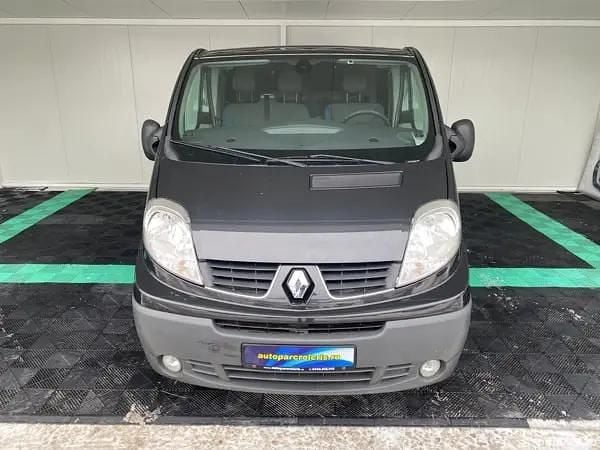 Second-hand Renault Trafic 115 CP (84 kW) 2014 Negru Monovolum