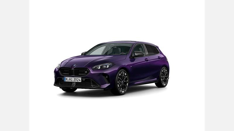 Thundernight metalizat metalizat Utilizat 2024 BMW M135 Comfort Edition Hatchback | 49.237 EUR - Imagine 1/4