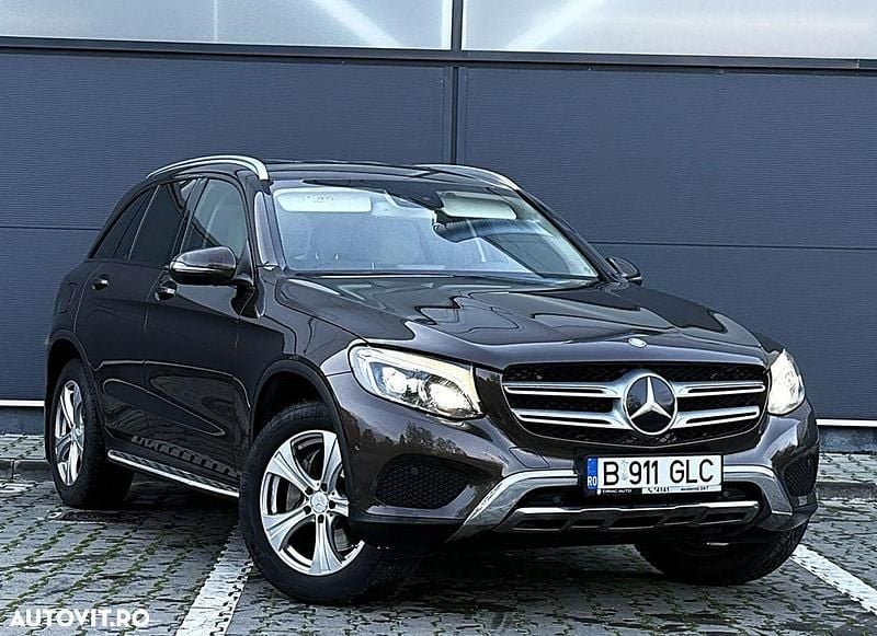 Culoaremaro Utilizat 2015 Mercedes GLC250 SUV | 18.990 EUR (Super Preț) - Imagine 1/4
