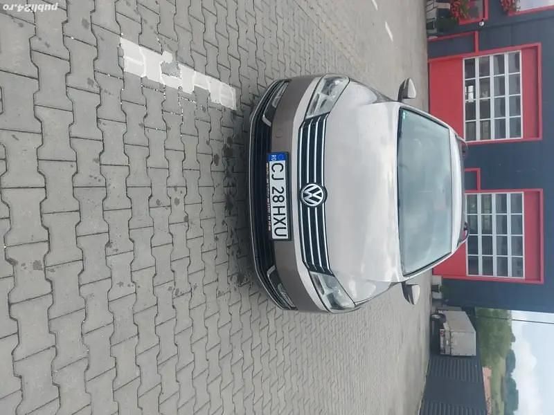 Utilizat 2011 VW Passat Break | 5.800 EUR (Preț OK) - Imagine 1/4