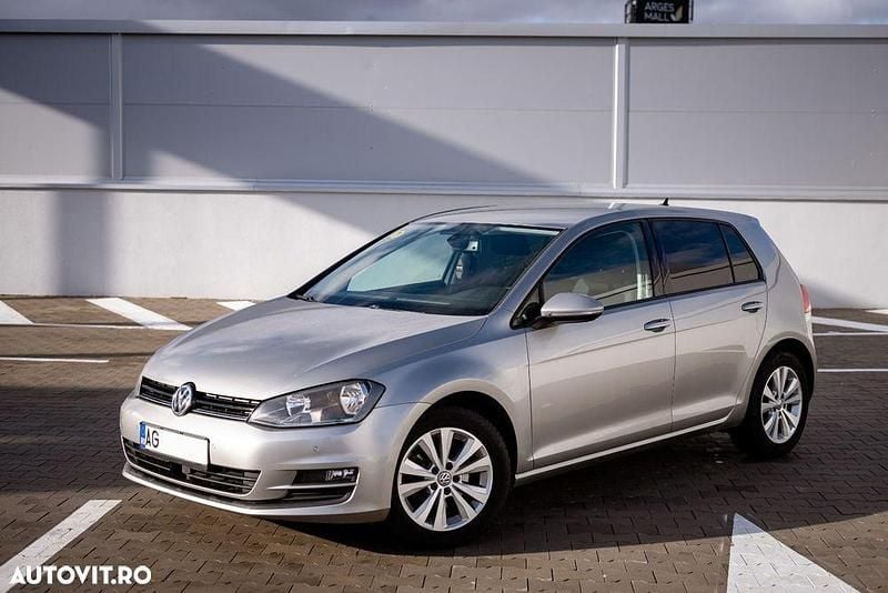 Culoaregri Second-hand 2015 VW Golf VII Comfortline Hatchback | 7.800 EUR (Preț OK) - Imagine 1/4