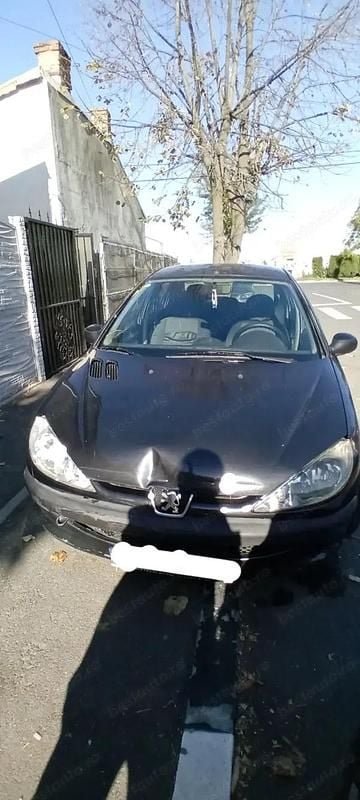 Second-hand Peugeot 206 50 CP (36 kW) 2005 Negru SUV