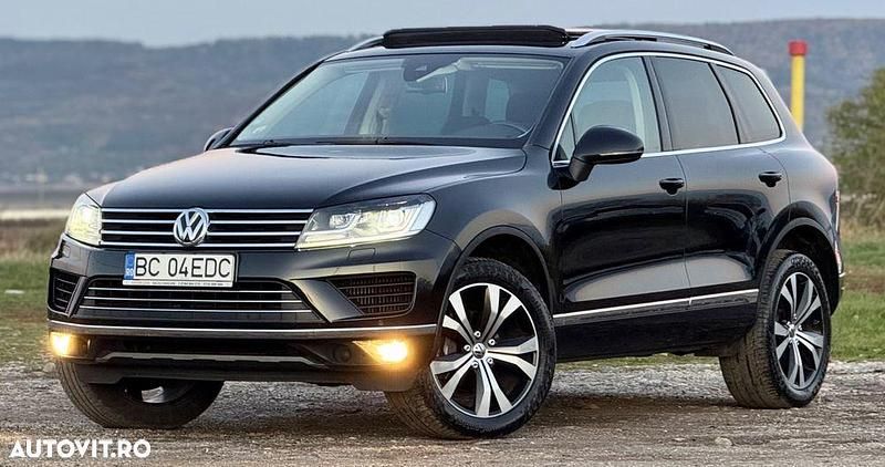 Culoarenegru Utilizat 2015 VW Touareg Exclusive SUV | 17.890 EUR (Scump) - Imagine 1/4