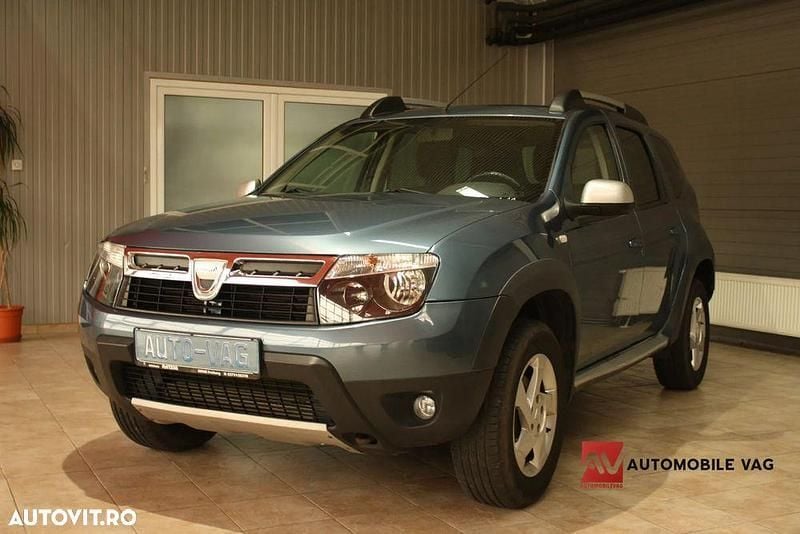 Culoarealbastru Utilizat 2011 Dacia Duster Lauréate SUV | 8.290 EUR (Preț OK) - Imagine 1/4