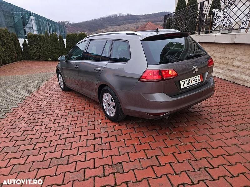 Second-hand VW Golf VII LOUNGE 110 CP (80 kW) 2016 Culoarebej Break