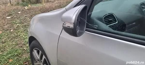 Second-hand 2009 VW Golf VI Hatchback | 1.900 EUR (Super Preț) - Imagine 1/4