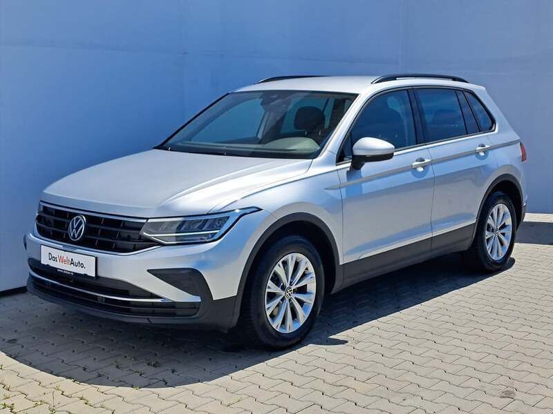 Argintiu metalic Utilizat 2023 VW Tiguan Life SUV | 27.390 EUR - Imagine 1/4