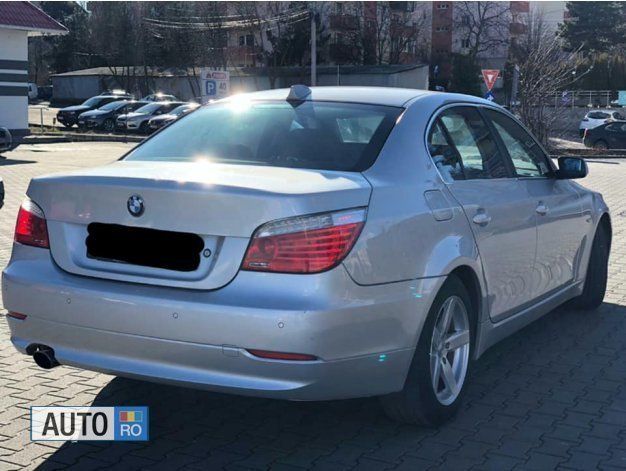 Second-hand BMW 520 177 CP (130 kW) 2007 Gri Berlinǎ