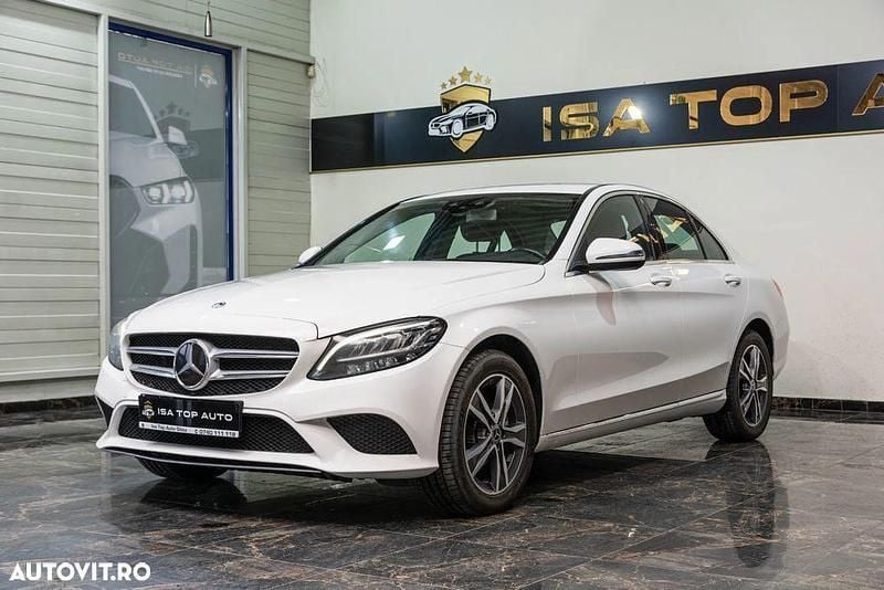 Alb Utilizat 2019 Mercedes C220 Avantgarde Berlinǎ | 20.499 EUR (Preț bun) - Imagine 1/4