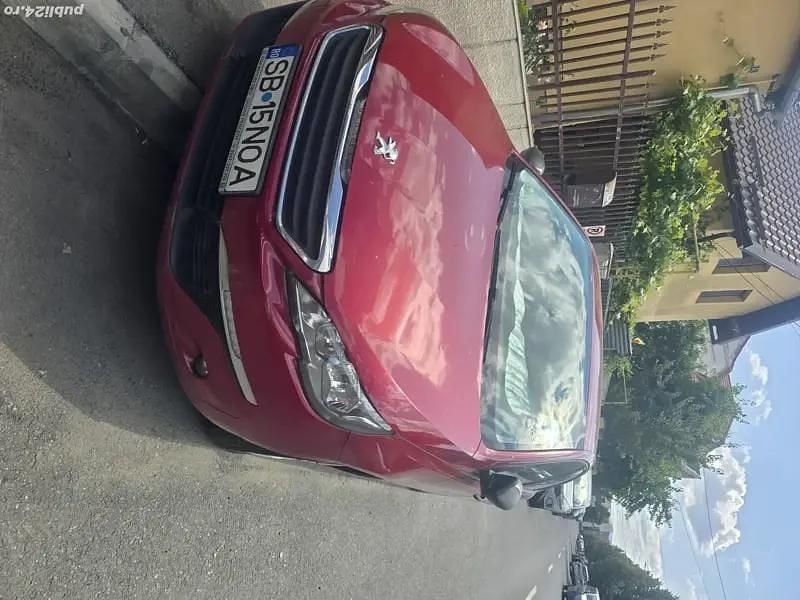 Rosu Utilizat 2014 Peugeot 308 Hatchback | 6.500 EUR (Preț OK) - Imagine 1/4