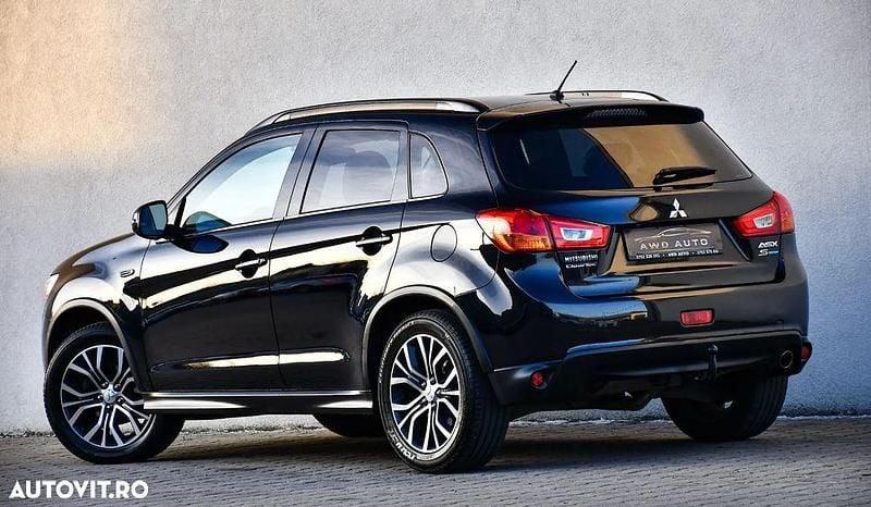 Second-hand Mitsubishi ASX Edition 115 CP (84 kW) 2015 Negru SUV