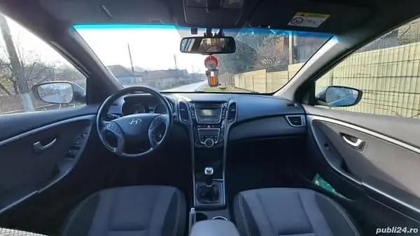 Albastru Utilizat 2016 Hyundai i30 Hatchback | 8.000 EUR (Scump) - Imagine 1/4